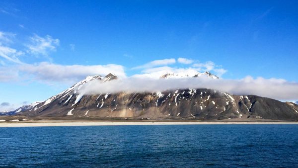北極-范科伊倫峽灣-Van-Keulenfjorden-M