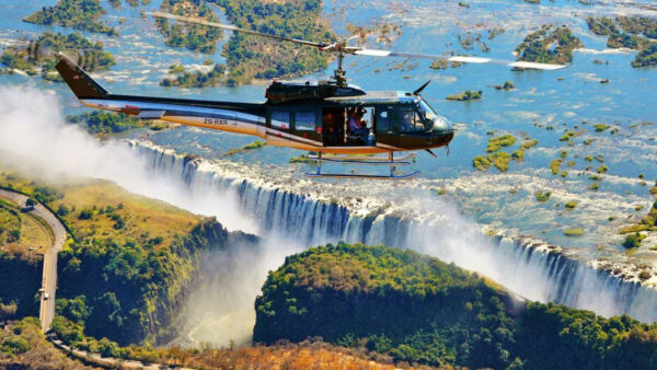 百夫長旅遊_非洲_納米比亞+維多利亞瀑布_高空直升機鳥瞰之旅_L